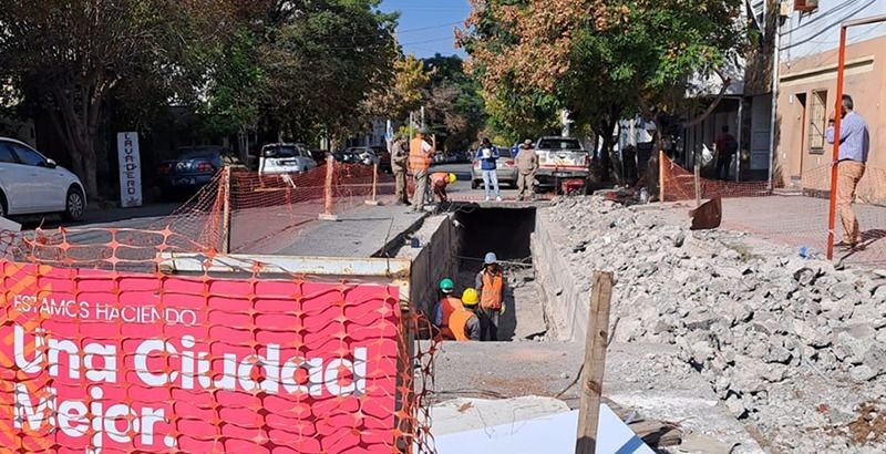 Continúan las obras de bacheo en la ciudad