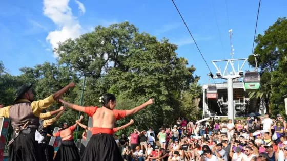 Los teleféricos San Bernardo y Ala Delta reciben a 2000 visitantes por día